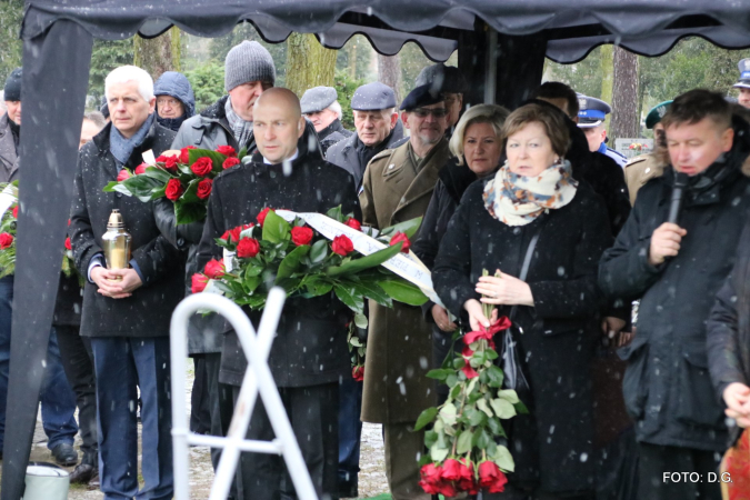 Pierwsza rocznica śmierci Prezydenta Sławomira Pajora - Galeria.