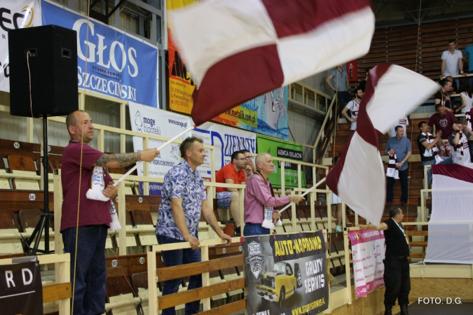 Przeżyjmy to jeszcze raz. Spójnia - GKS Tychy. GALERIA