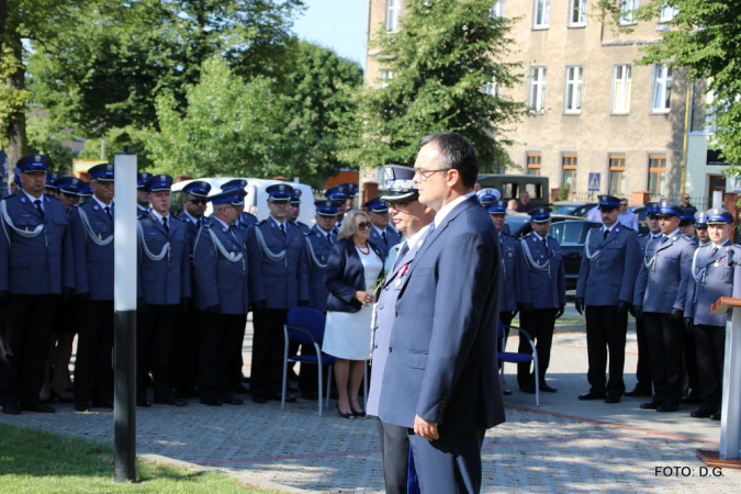 Posadzenie "Dębu pamięci"- FOTORELACJA