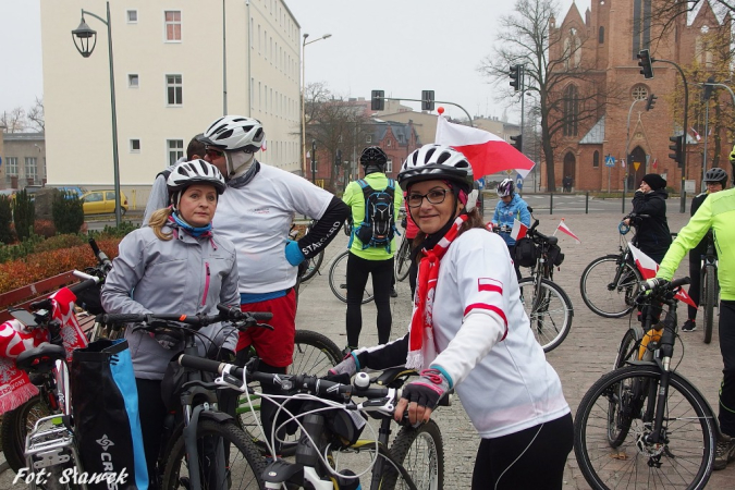 Stargard na Rowery - 100 km na 100-lecie Niepodległości. GALERIA.