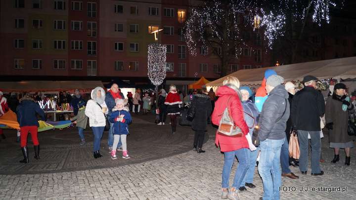 Świątecznie na Rynku Staromiejskim - GALERIA