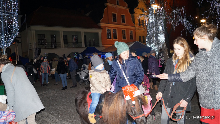 Świątecznie na Rynku Staromiejskim - GALERIA