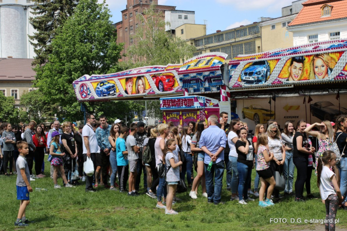 Dzień Dziecka - teren zielony przy Amfiteatrze w Stargardzie. GALERIA