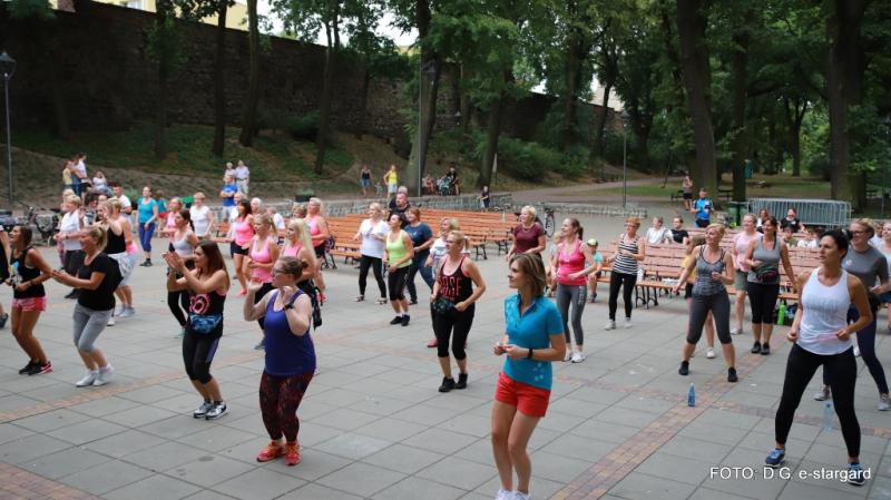 Zumba w Parku Chrobrego - GALERIA
