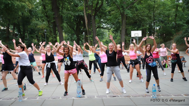 Zumba w Parku Chrobrego - GALERIA