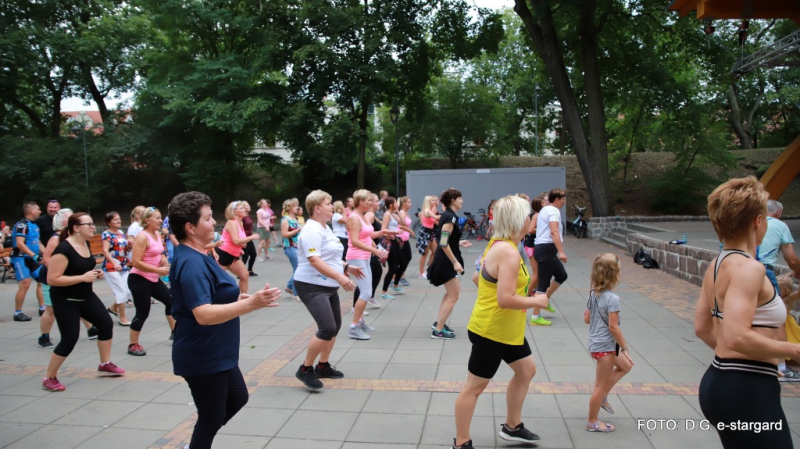 Zumba w Parku Chrobrego - GALERIA