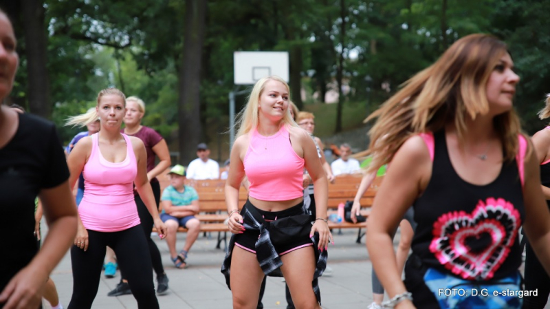 Zumba w Parku Chrobrego - GALERIA