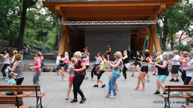 Zumba w Parku Chrobrego - GALERIA