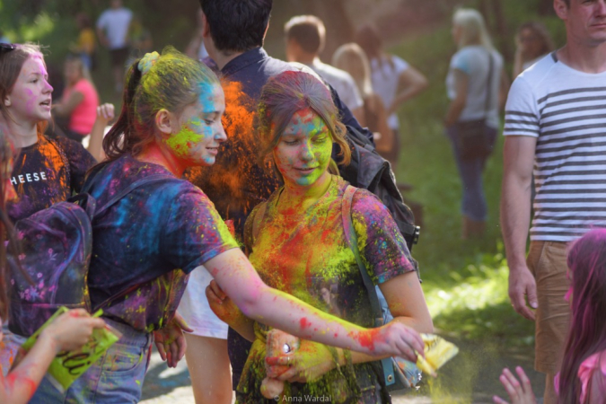 Festiwal baniek mydlanych i kolorów. GALERIA