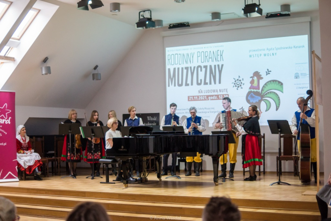 Rodzinny Poranek Muzyczny - Na ludową nutę. GALERIA