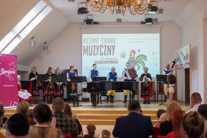 Rodzinny Poranek Muzyczny - Na ludową nutę. GALERIA