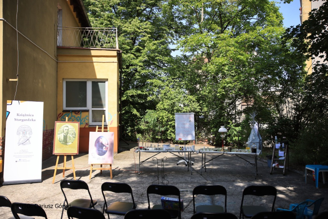 Od oleju skalnego do błękitnego paliwa. FOTORELACJA