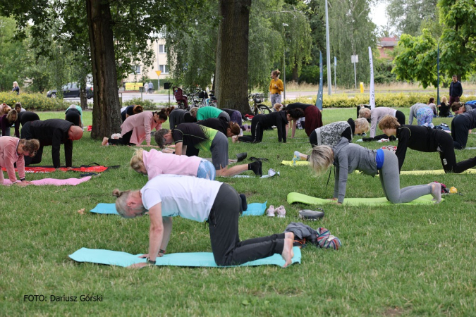 Yoga w Parku-17.07.2022. Galeria