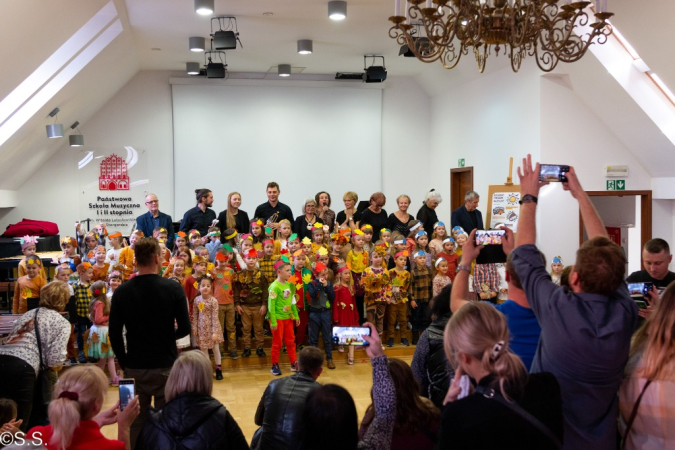 Rodzinny Poranek Muzyczny. O czym śpiewa jesień. GALERIA