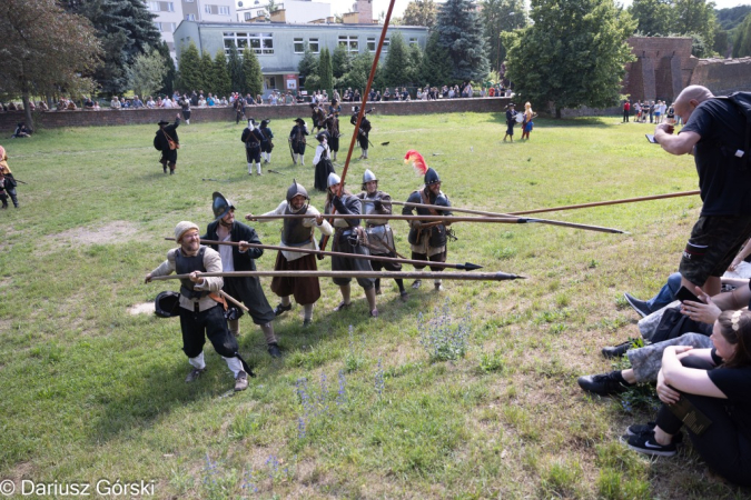 V FESTYN HISTORYCZNY "W KRAINIE GRYFA" - dzień pierwszy. Fotorelacja