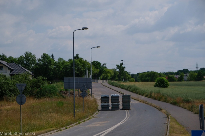 Dni Stargardu: czerwony autobus ulicami miasta mknie. Fotorelacja