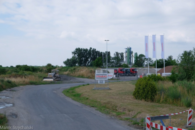 Dni Stargardu: czerwony autobus ulicami miasta mknie. Fotorelacja