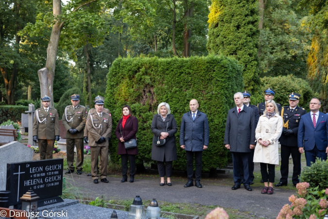 1 września 4.45 - cmentarz wojenny w Stargardzie. Fotorelacja