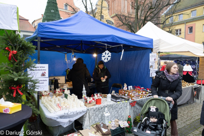 Jarmark Świąteczny pod Szczęśliwą Gwiazdą. Fotorelacja