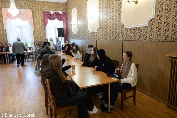 Artyści z grupy Malachit na spotkaniu z młodzieżą szkolną. Fotorelacja