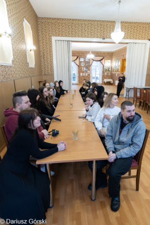 Artyści z grupy Malachit na spotkaniu z młodzieżą szkolną. Fotorelacja