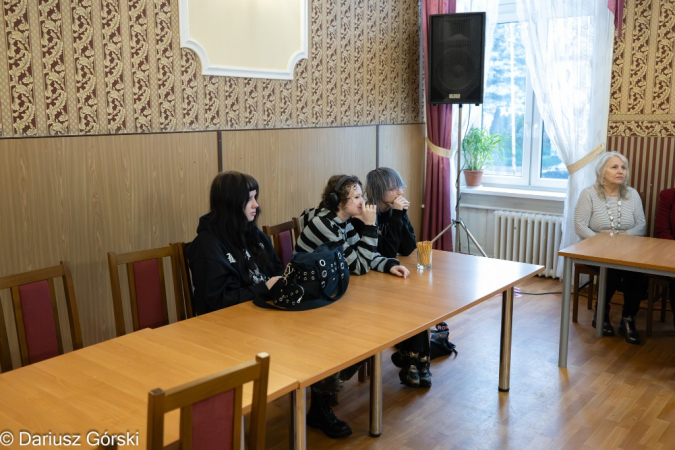 Artyści z grupy Malachit na spotkaniu z młodzieżą szkolną. Fotorelacja