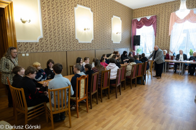 Artyści z grupy Malachit na spotkaniu z młodzieżą szkolną. Fotorelacja