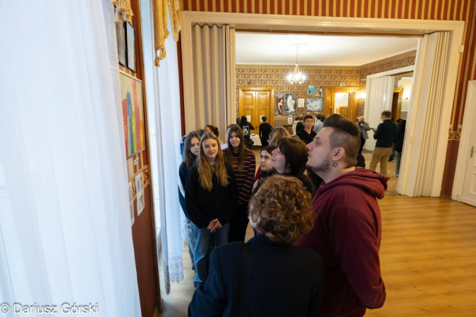 Artyści z grupy Malachit na spotkaniu z młodzieżą szkolną. Fotorelacja