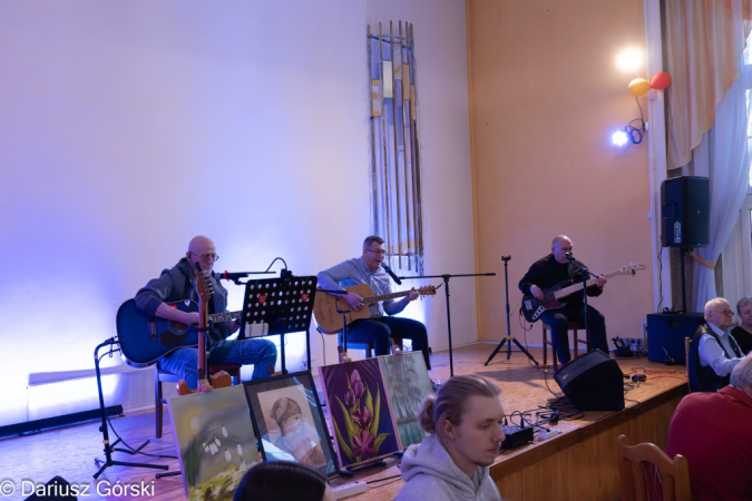 Malachit ozdobił ściany Kolejarza. Fotorelacja