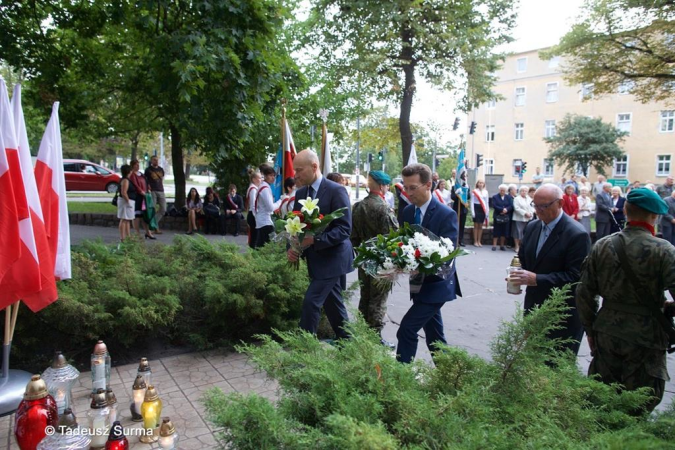 PAMIĘTAMY O ZESŁANYCH