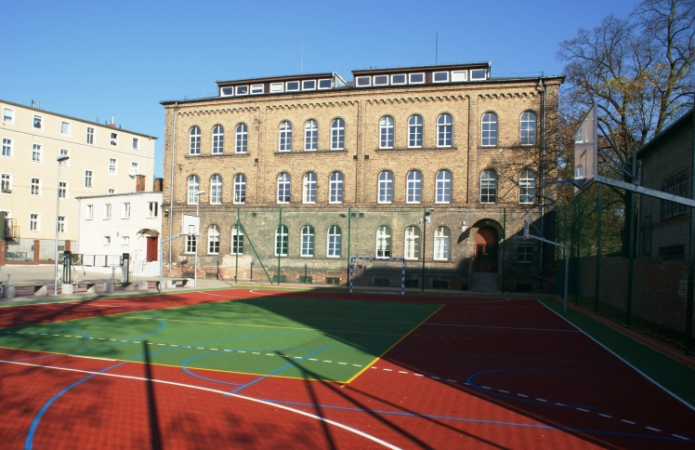 Boisko i siłownia gotowe