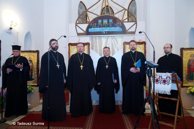 V PRZEGLĄD PIEŚNI LITURGICZNEJ I PARALITURGICZNEJ