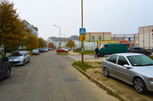Będą parkingi i chodniki na Wierzyńskiego
