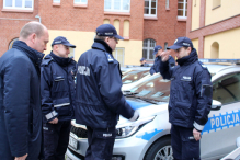 Uroczyste przekazanie radiowozów dla szczecińskich policjantów