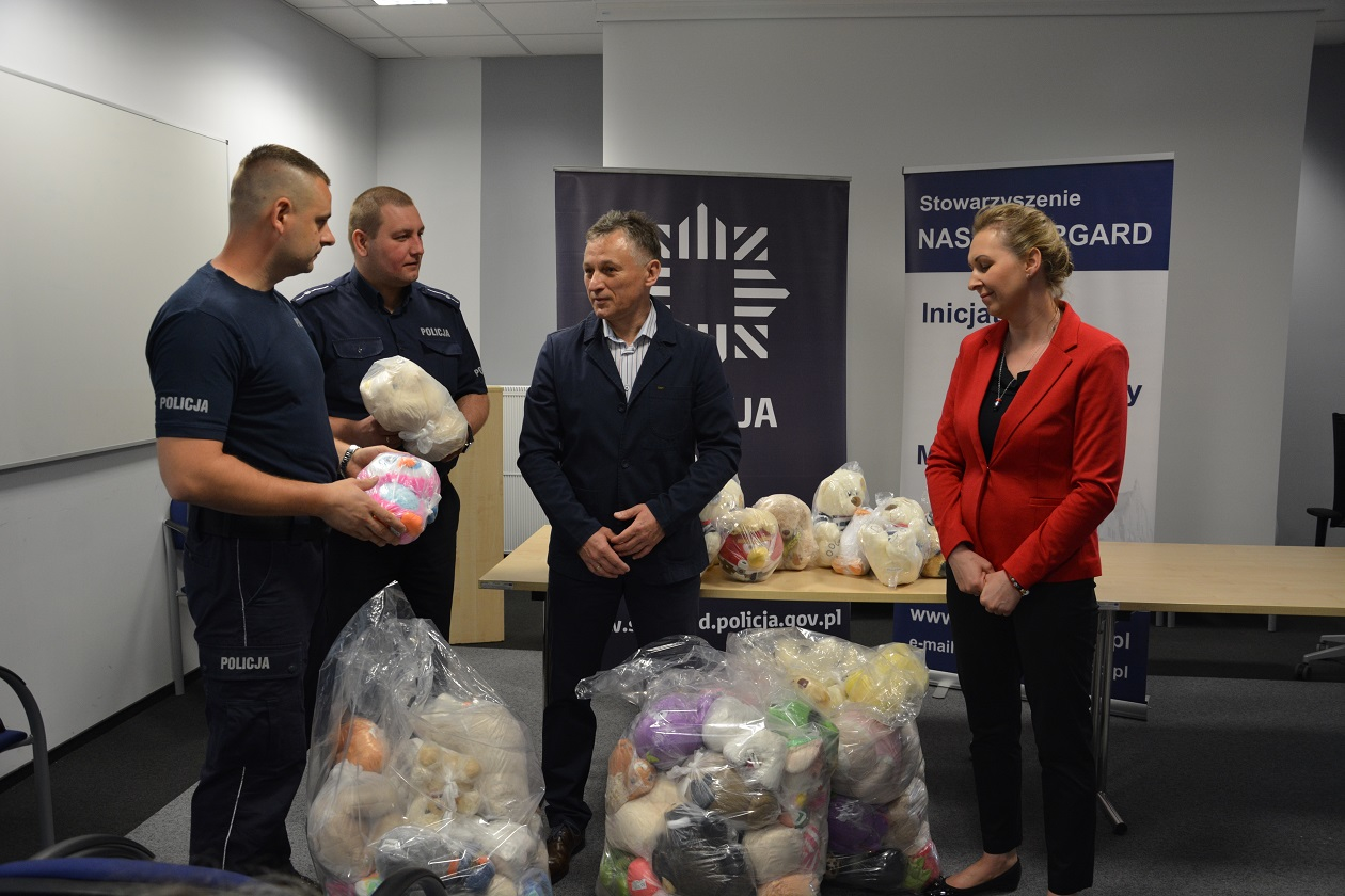 ?Pluszak Ratownik? wspiera stargardzkich policjantów