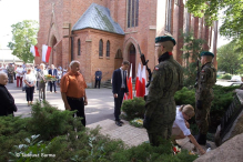 SOLIDARNI Z POWSTAŃCAMI