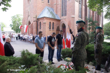 SOLIDARNI Z POWSTAŃCAMI