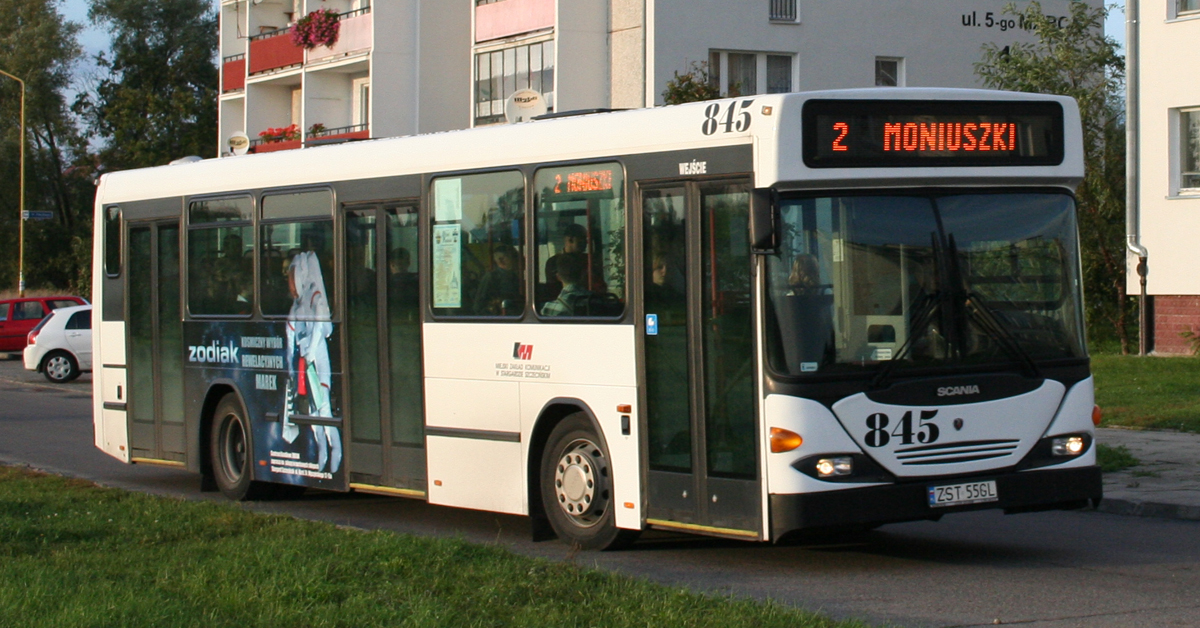 Autobusem MZK na Targi do Barzkowic.