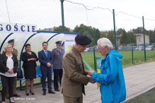 MUNDUROWI ZMIERZYLI SIĘ NA BOISKU