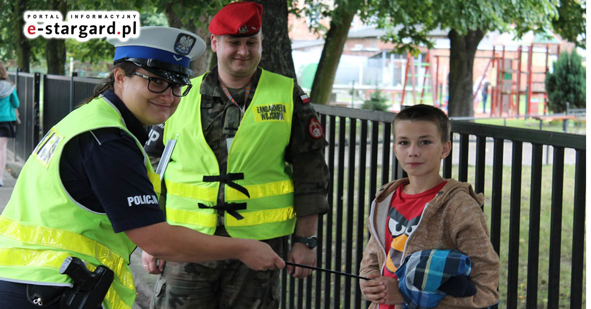 Policjanci nadal będą w rejonach szkół