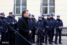 Od dziś na ulicach Warszawy pierwsze patrole wyposażone w kamery