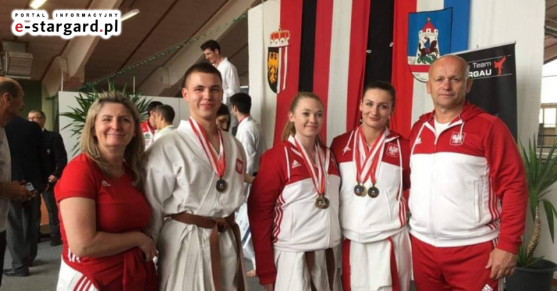 Worek medali dla karateków