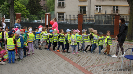 Dzień Dziecka w policyjnej asyście. [VIDEO].