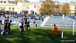 Błękitni grają dalej. Sandecja rozgromiona w Stargardzie