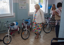 Wózki, rowery trójkołowe, kule i balkoniki dostępne nieodpłatnie w Powiatowej Wypożyczalni Sprzętu Rehabilitacyjnego