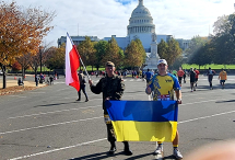 ?Poland - good job!? Żołnierz 14 ZBOT w maratonie Marines w Waszyngtonie