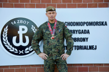 ?Poland - good job!? Żołnierz 14 ZBOT w maratonie Marines w Waszyngtonie