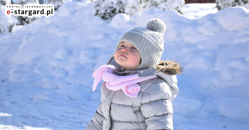 Kurtka dziecięca, czyli jak ciepło i modnie ubrać dziecko na zimę
