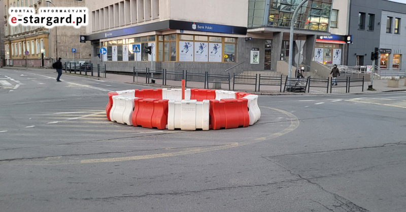 Kierowcy narzekają na tymczasowe rondo przy ul. Wyszyńskiego