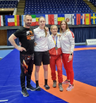 Srebrny medal i drużynowe zwycięstwo na turnieju w Bukareszcie